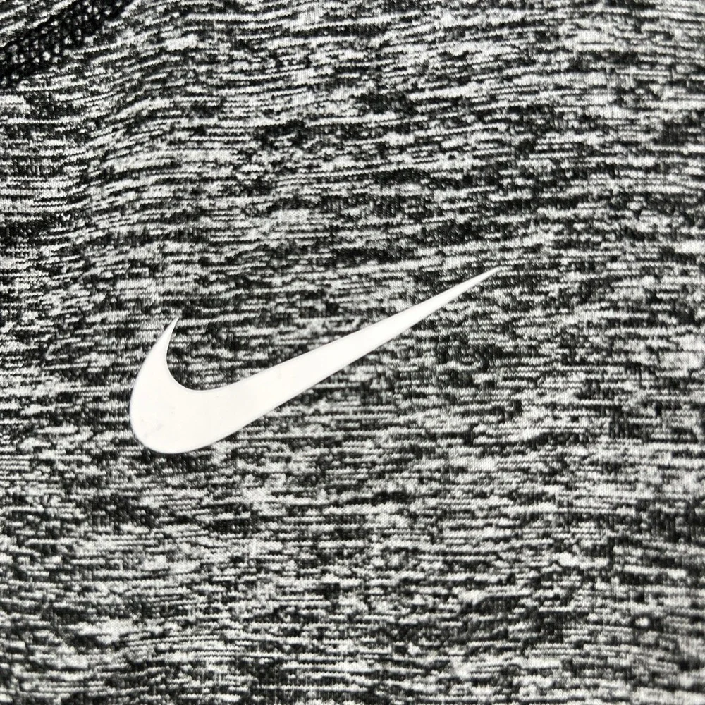 Nike pullover shirt